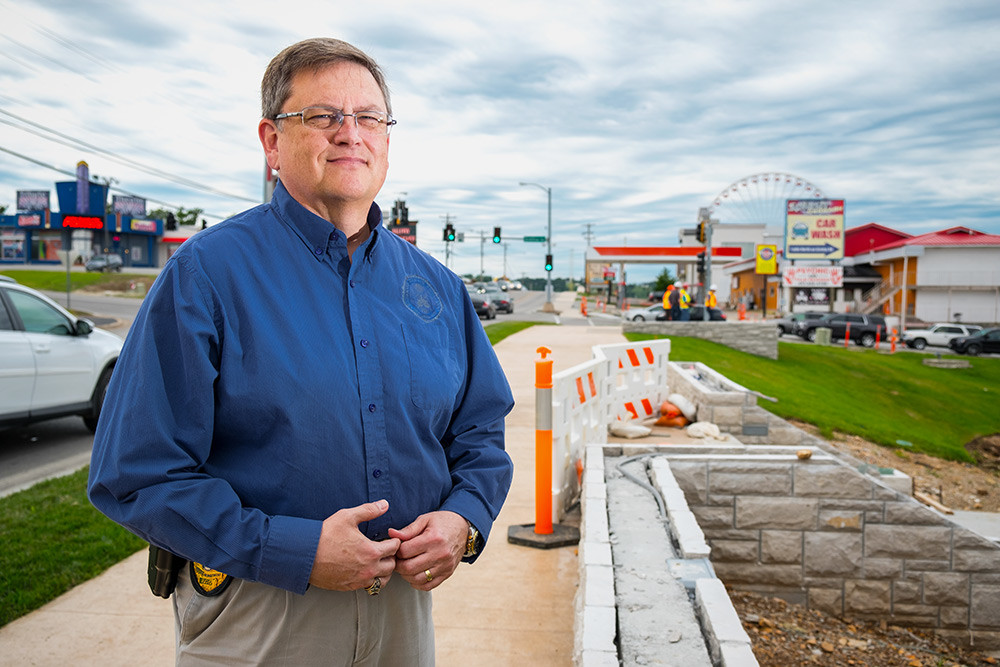 Stan Dobbins is officially making the switch to city administrator from Police chief as Branson works on the stalled Highway 76 revitalization project.
