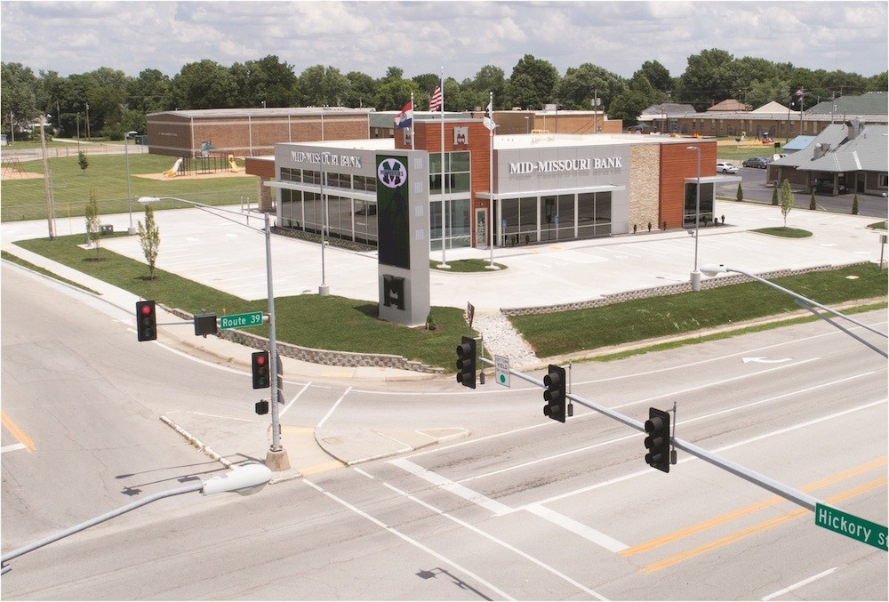 Mid-Missouri Bank’s new Mount Vernon branch consolidates two others in the city west of Springfield.