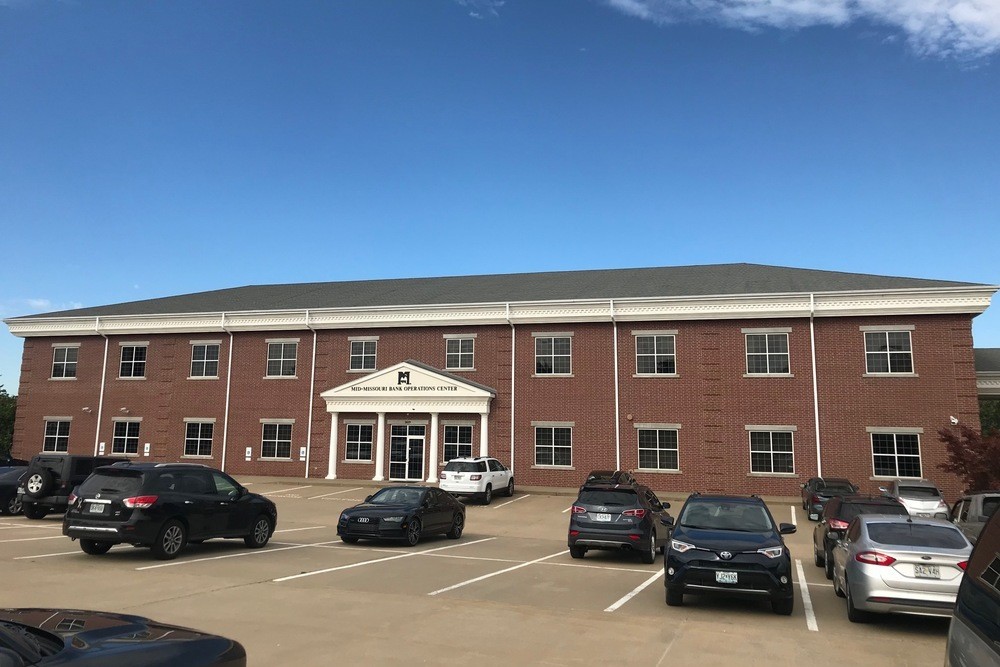 Mid-Missouri Bank is selling its current operations center and building new corporate offices and a branch in front of it.